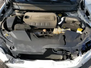 2019 Jeep Cherokee Latitude z VIN 1C4PJMCB2KD330721, wystawiony jako Copart lot #58840055 z przebiegiem 114 770 mil mil oraz Szkoda całkowita • Salvage title. Historia ofert i sprzedaży dostępna na DreamBid. Obrazek 12.