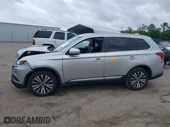 2020 Mitsubishi Outlander SE with VIN JA4AD3A39LZ034015, listed as a IAAI auction lot 42245374 with 92,992 mi miles and . Bid and sale history available at DreamBid. Image 14.