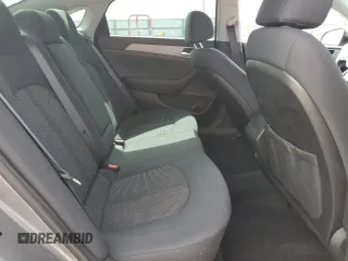2018 Hyundai Sonata SE z VIN 5NPE24AF9JH655398, wystawiony jako Copart lot #54274075 z przebiegiem 82 601 mil mil oraz Szkoda całkowita • Salvage title. Historia ofert i sprzedaży dostępna na DreamBid. Obrazek 10.