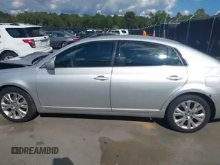 2008 Toyota Avalon XL with VIN 4T1BK36B48U312044, listed as a IAAI auction lot 40394391 with 197,886 mi miles. Bid and sale history available at carsss.com. Image 14.
