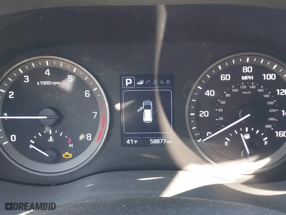 2017 Hyundai Tucson Value with VIN KM8J33A25HU586191, listed as a IAAI auction lot 41682127 with 58,877 mi miles. Bid and sale history available at carsss.com. Image 7.