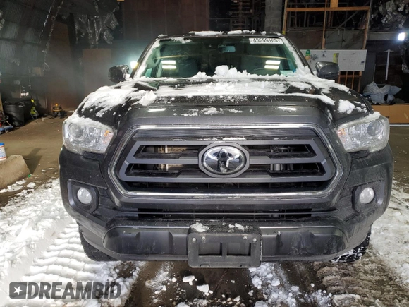 2021 Toyota Tacoma 4WD SR with VIN 3TYCZ5AN3MT028022, listed as a Copart auction lot 43699105 with 36,204 mi miles and Salvage Title. Bid and sale history available at carsss.com. Image 5.