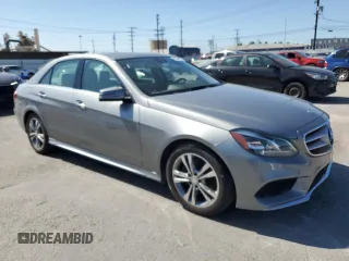 2014 Mercedes-Benz E 400 Sport with VIN WDDHF9FB8EA831607, listed as a Copart auction lot 52544655 with 40,904 mi miles and Clean Title. Bid and sale history available at DreamBid. Image 4.