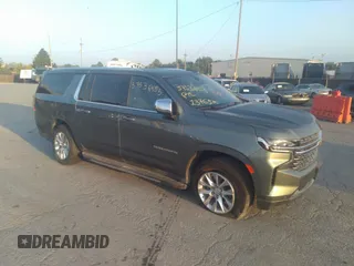 2023 Chevrolet Suburban Premier with VIN 1GNSKFKD8PR305863, listed as a IAAI auction lot 37536455 with 13,765 mi miles. Bid and sale history available at carsss.com. Image 1.