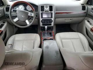 2009 Chrysler 300 Limited with VIN 2C3KA33V19H552134, listed as a Copart auction lot 83846404 with 0 mi miles and Salvage Title. Bid and sale history available at carsss.com. Image 8.