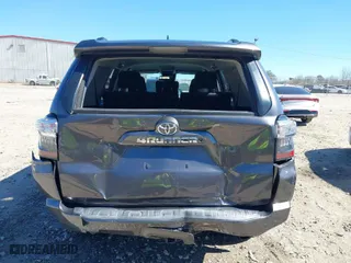 2020 Toyota 4Runner SR5 with VIN JTEBU5JR7L5774904, listed as a IAAI auction lot 41639477 with 36,671 mi miles. Bid and sale history available at carsss.com. Image 16.