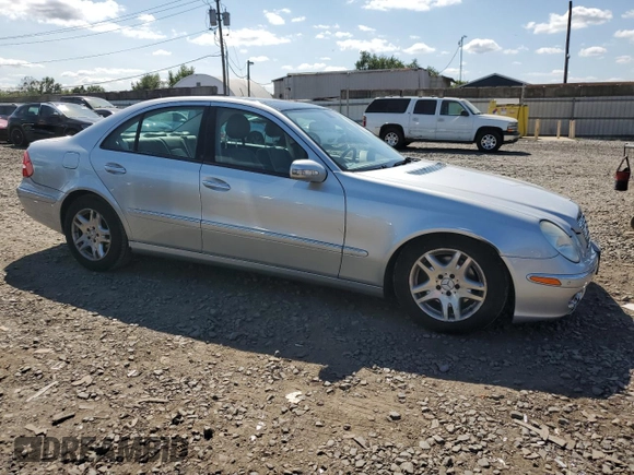 2005 Mercedes-Benz E 320 with VIN WDBUF82J55X178701, listed as a Copart auction lot 70344904 with 73,181 mi miles and Clean Title. Bid and sale history available at DreamBid. Image 4.