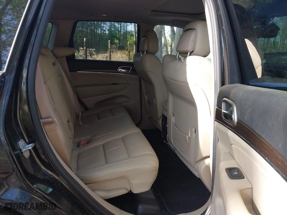 2015 Jeep Grand Cherokee Limited with VIN 1C4RJFBM6FC618650, listed as a IAAI auction lot 42031535 with 133,049 mi miles. Bid and sale history available at carsss.com. Image 8.