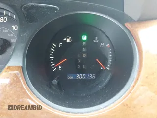 2005 Lexus ES 350 z VIN JTHBA30G155087842, wystawiony jako IAAI lot #42304923 z przebiegiem 300 136 mil mil oraz . Historia ofert i sprzedaży dostępna na DreamBid. Obrazek 7.