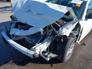 2005 Chrysler Sebring with VIN 1C3EL46X55N503157, listed as a IAAI auction lot 40524482 with 108,094 mi miles and . Bid and sale history available at DreamBid. Image 6.