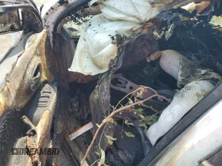 2016 Jeep Cherokee Altitude z VIN 1C4PJMCB7GW218718, wystawiony jako Copart lot #59789355 z przebiegiem Nie podano mil oraz Nie do naprawy • Non repairable. Historia ofert i sprzedaży dostępna na DreamBid. Obrazek 8.