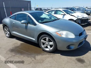 2008 Mitsubishi Eclipse GS z VIN 4A3AK24F28E042366, wystawiony jako IAAI lot #42207244 z przebiegiem 139 192 mil mil oraz . Historia ofert i sprzedaży dostępna na DreamBid. Obrazek 1.