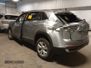 2020 Volkswagen Atlas S z VIN 1V2GC2CA3LC204573, wystawiony jako IAAI lot #41379069 z przebiegiem 37 213 mil mil oraz . Historia ofert i sprzedaży dostępna na DreamBid. Obrazek 3.