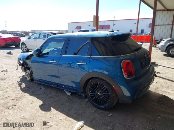 2024 MINI Hardtop 4 Door Cooper S with VIN WMW53DK05R2U72842, listed as a IAAI auction lot 41624892 with 11045 miles. Bid and sale history available at carsss.com. Image 3.
