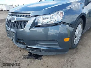 2013 Chevrolet Cruze LS with VIN 1G1PA5SG8D7222553, listed as a IAAI auction lot 41900523 with 127,852 mi miles. Bid and sale history available at carsss.com. Image 6.