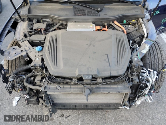 2022 Audi e-tron Chronos with VIN WA1VABGE2NB036942, listed as a Copart auction lot 89388845 with 30,373 mi miles and Salvage title. Bid and sale history available at DreamBid. Image 12.