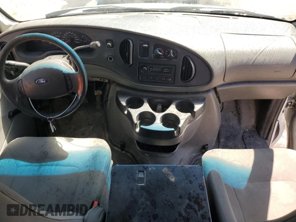 2007 Ford Econoline Cargo Commercial with VIN 1FTNE24L17DB45932, listed as a Copart auction lot 61585365 with 350,153 mi miles and Clean title. Bid and sale history available at DreamBid. Image 8.