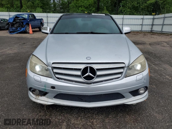 2008 Mercedes-Benz C 350 Sport z VIN WDDGF56X48R038486, wystawiony jako Copart lot #56498375 z przebiegiem 222 138 mil mil oraz Szkoda całkowita • Salvage title. Historia ofert i sprzedaży dostępna na DreamBid. Obrazek 5.