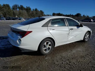 2022 Hyundai Elantra SE with VIN 5NPLL4AG1NH055705, listed as a Copart auction lot 42786315 with 39,498 mi miles and Salvage Title. Bid and sale history available at carsss.com. Image 3.