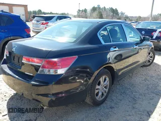 2012 Honda Accord SE z VIN 1HGCP2F64CA163282, wystawiony jako IAAI lot #41777461 z przebiegiem 111 975 mil mil oraz . Historia ofert i sprzedaży dostępna na DreamBid. Obrazek 4.