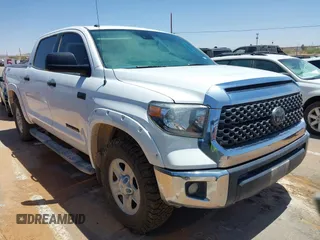2018 Toyota Tundra SR5 z VIN 5TFDW5F14JX698683, wystawiony jako IAAI lot #42118626 z przebiegiem 196 844 mil mil oraz . Historia ofert i sprzedaży dostępna na DreamBid. Obrazek 1.