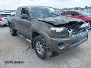 2009 Toyota Tacoma PreRunner z VIN 5TETX62N59Z636060, wystawiony jako IAAI lot #42541826 z przebiegiem Nie podano mil oraz . Historia ofert i sprzedaży dostępna na DreamBid. Obrazek 1.