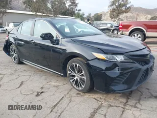 2020 Toyota Camry SE with VIN 4T1G11AKXLU373153, listed as a IAAI auction lot 40631251 with 53,500 mi miles. Bid and sale history available at carsss.com. Image 1.