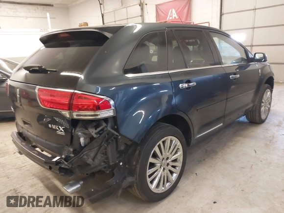 2013 Lincoln MKX with VIN 2LMDJ8JK2DBL18834, listed as a IAAI auction lot 41898580 with 147,543 mi miles and . Bid and sale history available at DreamBid. Image 4.