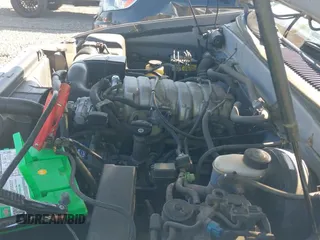 2000 Toyota Tundra SR5 z VIN 5TBBT4419YS042937, wystawiony jako IAAI lot #42602346 z przebiegiem 336 136 mil mil oraz . Historia ofert i sprzedaży dostępna na DreamBid. Obrazek 19.