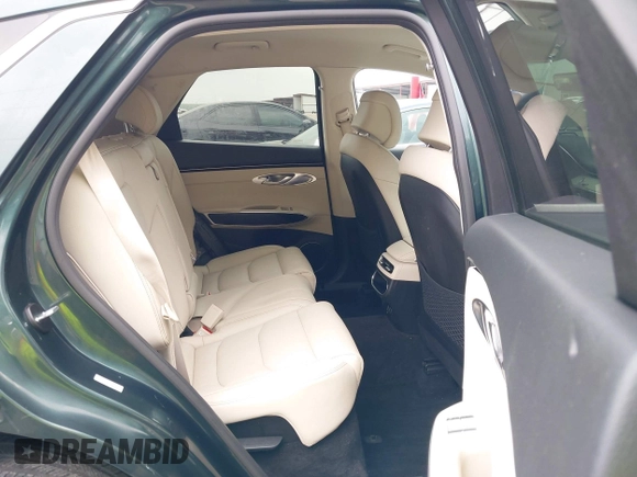 2022 Genesis GV70 2.5T with VIN KMUMADTB1NU065388, listed as a IAAI auction lot 41955992 with 23,134 mi miles and . Bid and sale history available at DreamBid. Image 8.