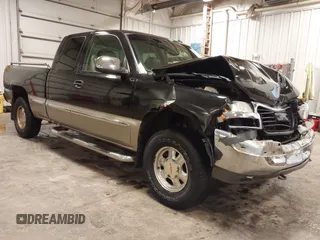 2002 GMC Sierra 1500 SLE z VIN 2GTEK19T821407512, wystawiony jako IAAI lot #42326574 z przebiegiem 69 161 mil mil oraz . Historia ofert i sprzedaży dostępna na DreamBid. Obrazek 1.