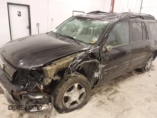 2004 Chevrolet TrailBlazer EXT LT with VIN 1GNET16SX46215438, listed as a IAAI auction lot 41481236 with 240,215 mi miles. Bid and sale history available at carsss.com. Image 17.