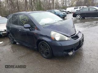 2008 Honda Fit Sport with VIN JHMGD38698S058474, listed as a IAAI auction lot 42009715 with 1 mi miles. Bid and sale history available at carsss.com. Image 1.