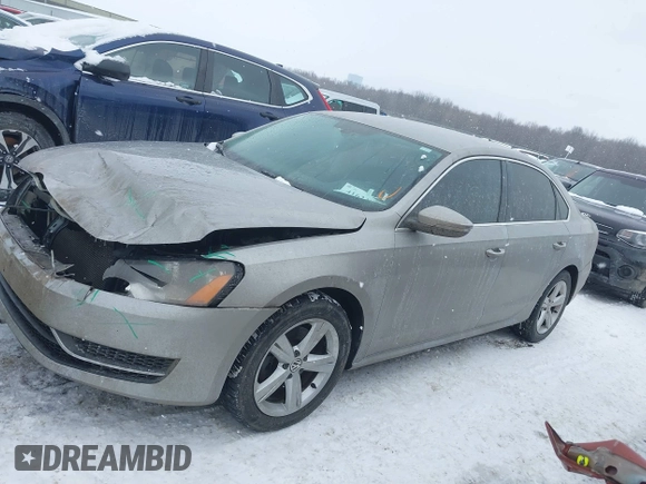 2012 Volkswagen Passat SE с VIN 1VWBH7A3XCC097453, выставлен на аукционе IAAI как лот 41623676 с пробегом 155 721 миль миль и . История ставок и продаж доступна на DreamBid. Изображение 14.