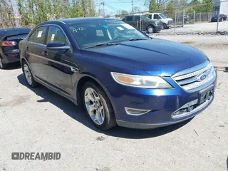 2011 Ford Taurus SHO z VIN 1FAHP2KT7BG105314, wystawiony jako IAAI lot #42147099 z przebiegiem Nie podano mil oraz . Historia ofert i sprzedaży dostępna na DreamBid. Obrazek 1.
