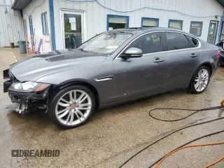 2016 Jaguar XF 35t Prestige z VIN SAJBK4BV9GCY12426, wystawiony jako Copart lot #55086975 z przebiegiem 41 720 mil mil oraz Szkoda całkowita • Salvage title. Historia ofert i sprzedaży dostępna na DreamBid. Obrazek 1.
