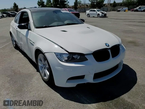 2012 BMW M3 с VIN WBSKG9C5XCE797910, выставлен на аукционе Copart как лот 69233364 с пробегом 95 977 миль миль и Списание • Salvage title. История ставок и продаж доступна на DreamBid. Изображение 11.