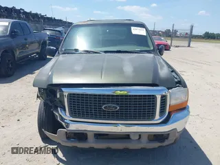 2001 Ford Excursion Limited z VIN 1FMNU42S71EA08659, wystawiony jako IAAI lot #42073155 z przebiegiem 393 805 mil mil oraz . Historia ofert i sprzedaży dostępna na DreamBid. Obrazek 12.