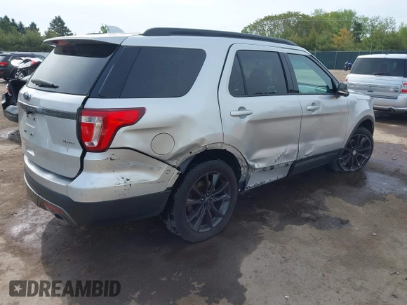 2017 Ford Explorer XLT z VIN 1FM5K8D80HGA02103, wystawiony jako IAAI lot #42288779 z przebiegiem 209 401 mil mil oraz . Historia ofert i sprzedaży dostępna na DreamBid. Obrazek 4.