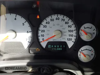 2006 Dodge 1500 ST with VIN 1D7HU18NX6J232384, listed as a IAAI auction lot 41815907 with 175,380 mi miles. Bid and sale history available at carsss.com. Image 7.