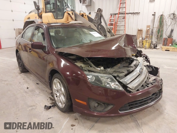 2011 Ford Fusion SE with VIN 3FAHP0HA4BR154506, listed as a IAAI auction lot 41880125 with 93,130 mi miles. Bid and sale history available at carsss.com. Image 17.