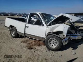1996 Chevrolet Silverado 1500 with VIN 1GCEC14R1TZ185395, listed as a Copart auction lot 42244085 with 545,084 mi miles and Salvage Title. Bid and sale history available at DreamBid. Image 4.