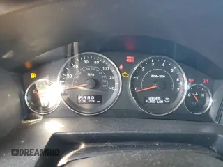 2010 Jeep Commander Sport with VIN 1J4RH4GK9AC113888, listed as a Copart auction lot 84553544 with 208,109 mi miles and Salvage title. Bid and sale history available at DreamBid. Image 9.