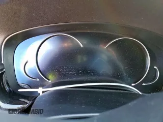 2018 BMW M5 z VIN WBSJF0C50JB282469, wystawiony jako Copart lot #46794335 z przebiegiem Nie podano mil oraz Szkody całkowita. Historia ofert i sprzedaży dostępna na DreamBid. Obrazek 9.