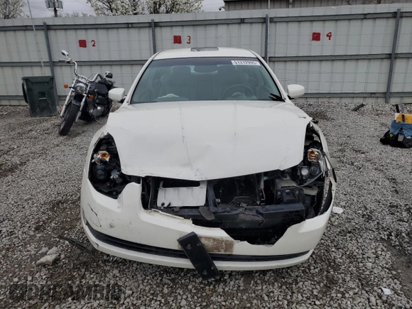 2004 Nissan Maxima SL with VIN 1N4BA41E74C824398, listed as a Copart auction lot 51312995 with 143,549 mi miles and Salvage Title. Bid and sale history available at DreamBid. Image 5.