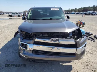 2019 Toyota 4Runner SR5 with VIN JTEBU5JR4K5717087, listed as a Copart auction lot 48665755 with 59,086 mi miles and Salvage title. Bid and sale history available at DreamBid. Image 5.