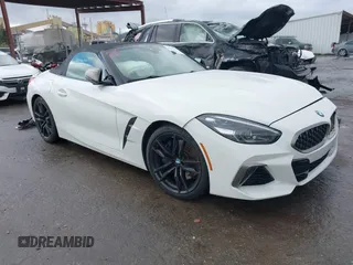 2020 BMW Z4 sDriveM40i with VIN WBAHF9C05LWW41161, listed as a IAAI auction lot 41505170 with 36,133 mi miles. Bid and sale history available at carsss.com. Image 1.
