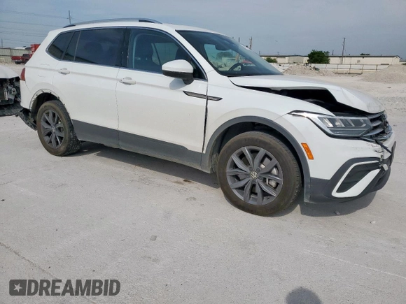 2022 Volkswagen Tiguan SE with VIN 3VV3B7AX5NM172462, listed as a Copart auction lot 53731295 with 48,138 mi miles and Salvage Title. Bid and sale history available at DreamBid. Image 4.
