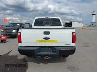 2015 Ford F-250 Lariat with VIN 1FT7W2B64FEB95963, listed as a IAAI auction lot 42389657 with 23,866 mi miles and . Bid and sale history available at DreamBid. Image 16.
