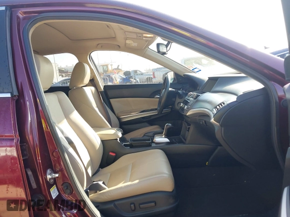 2013 Honda Crosstour EX-L z VIN 5J6TF3H5XDL004617, wystawiony jako IAAI lot #41636938 z przebiegiem 37 382 mil mil oraz . Historia ofert i sprzedaży dostępna na DreamBid. Obrazek 5.